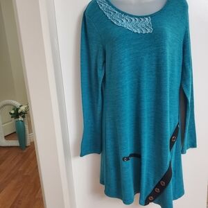 Teal Long Sleeve Tunic Sz MEDIUM with Lace Detail